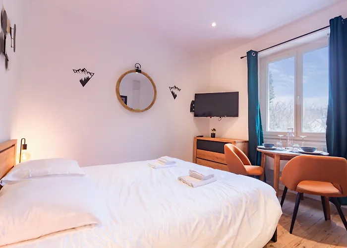 Le Saquet - Vue Montagne アパート アクス・レ・テルム