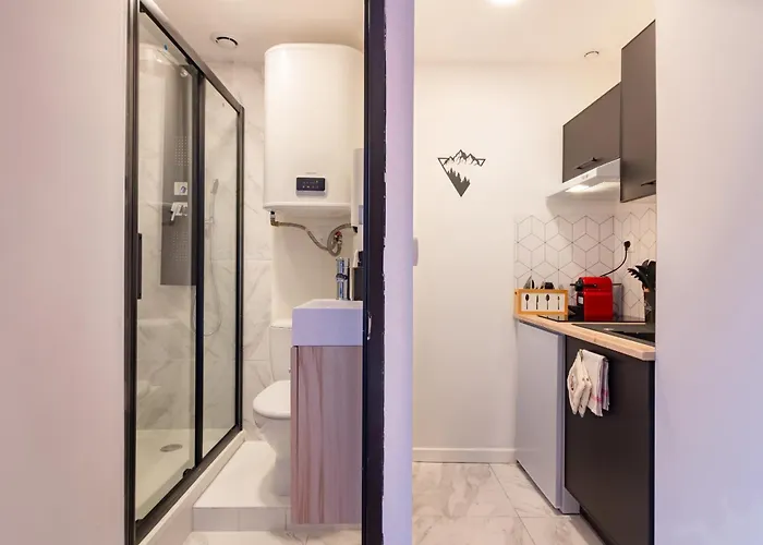 Le Saquet - Vue Montagne アパート *